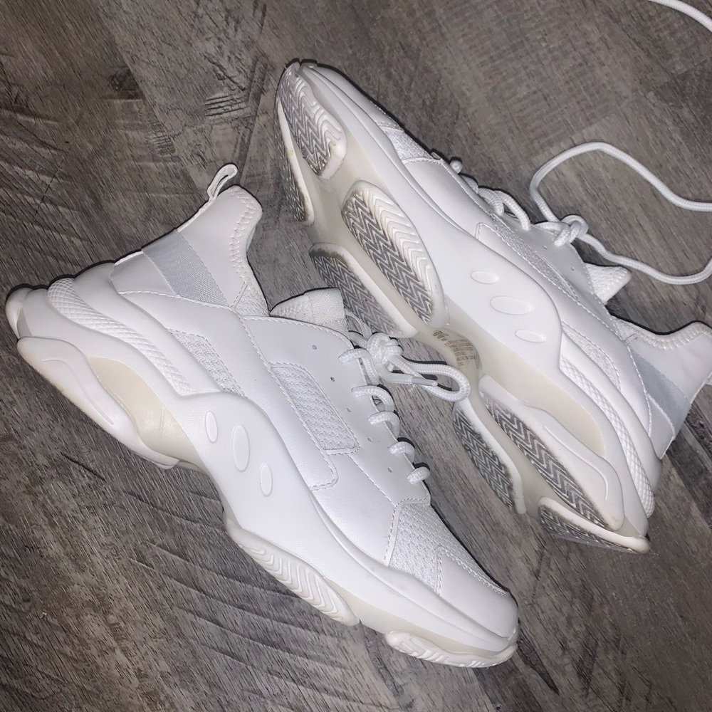 Steve Madden Chunky Sole Dad Sneaker